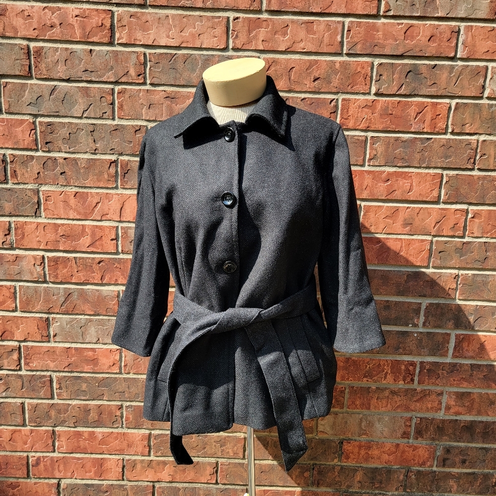 Gap Woman's Dark Gray 70% Wool Car Coat Size M Medium 3/4 Sleeve Wool